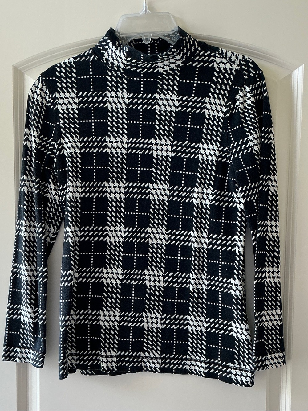 Westbound Black and White Plaid Mock Neck Women's TOP *M